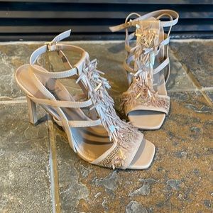 Donald Pliner beaded strappy sandal heels size 8